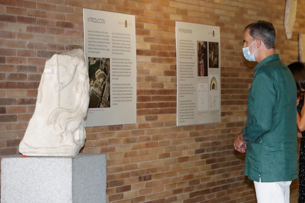 Los reyes y sus hijas llegan a Mérida para ...