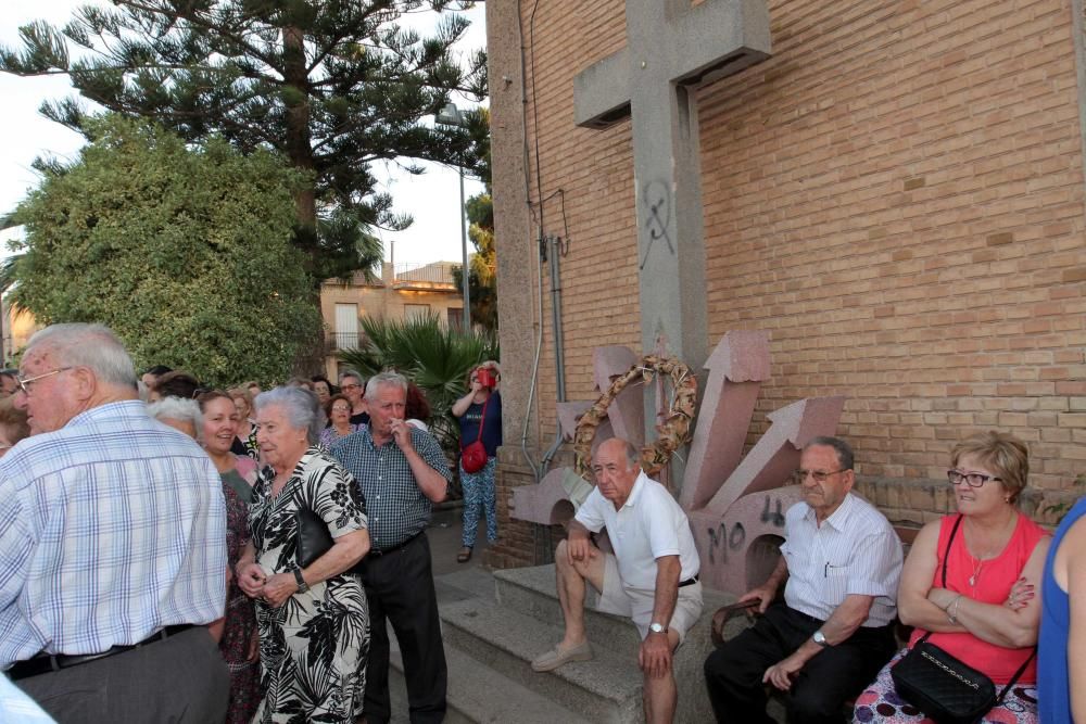 Los aljorreños protestan por la retirada del monum