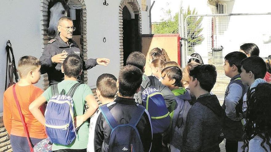 La programación educativa local refuerza las actividades de salud