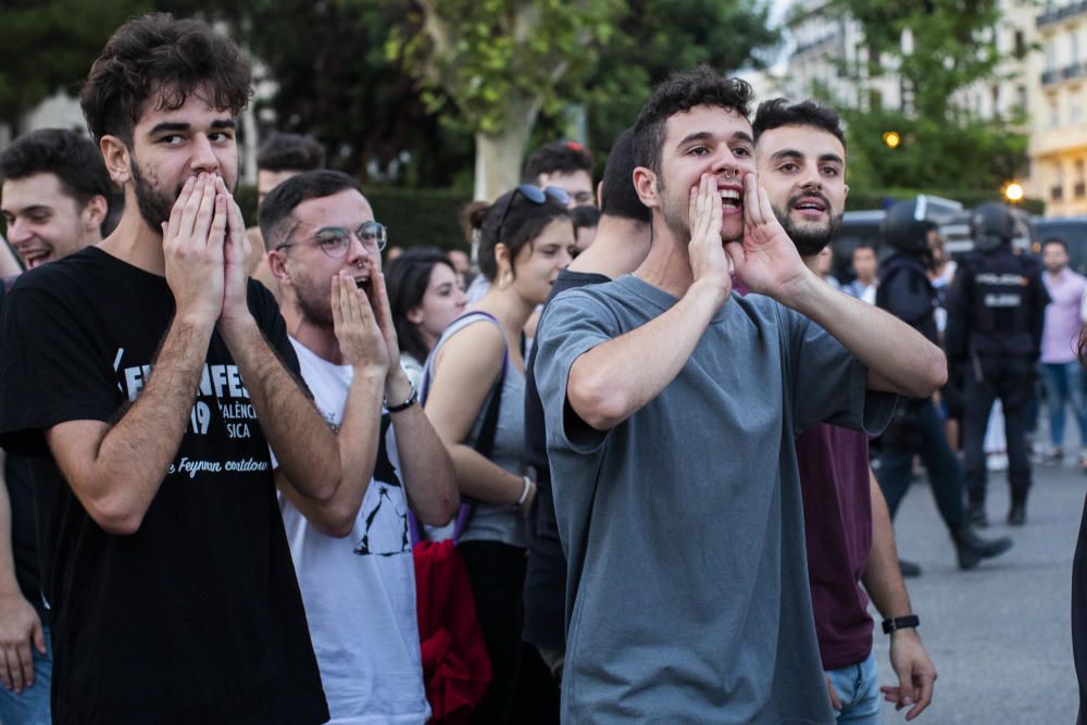 Manifestación 9 d'Octubre Valencia: tensión y altercados