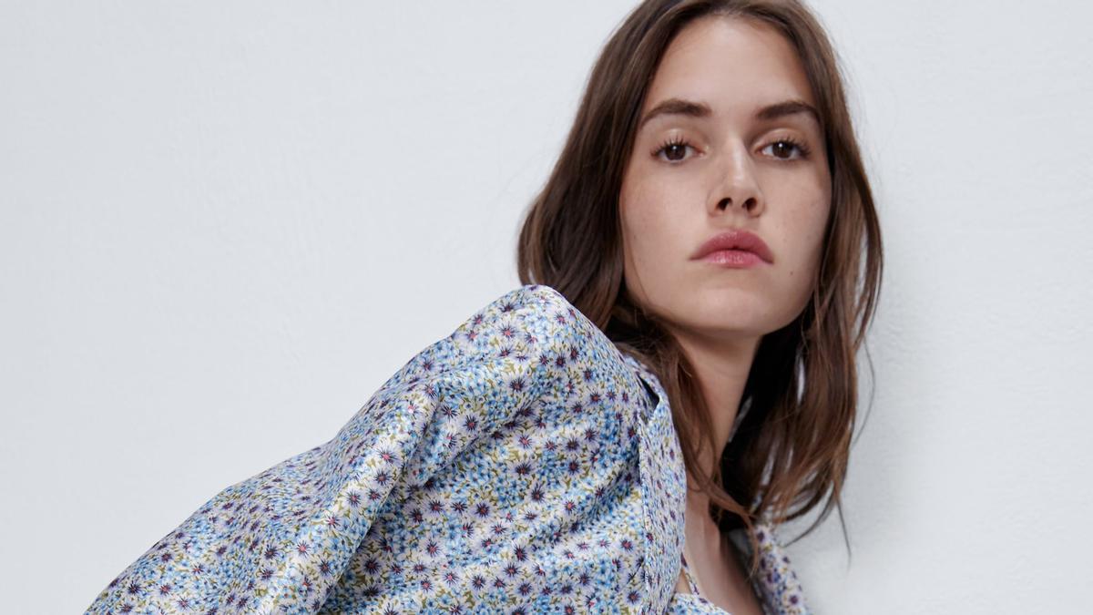 Conjunto de tres piezas estampado de Zara