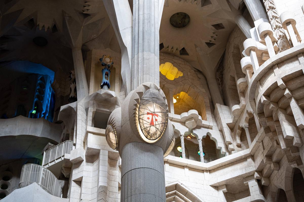 Prevé que la parte estructural de la basílica esté finalizada en unos 10 años, sin la controvertida escalinata de Mallorca.
