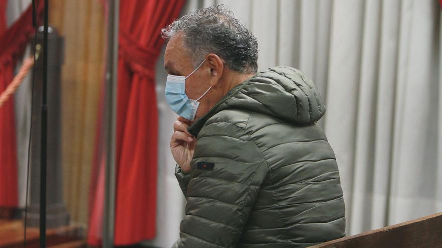 El acusado reconoce el delito y se conforma con la pena, rebajada de 6 a 3 años de prisión. | // IÑAKI OSORIO