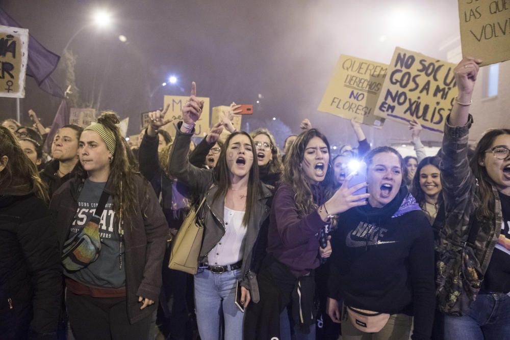 Manifestació 8-M a Manresa