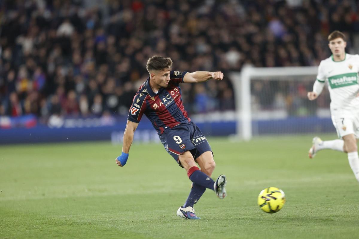 Todas las fotos del Levante - Elche en el Ciutat de València