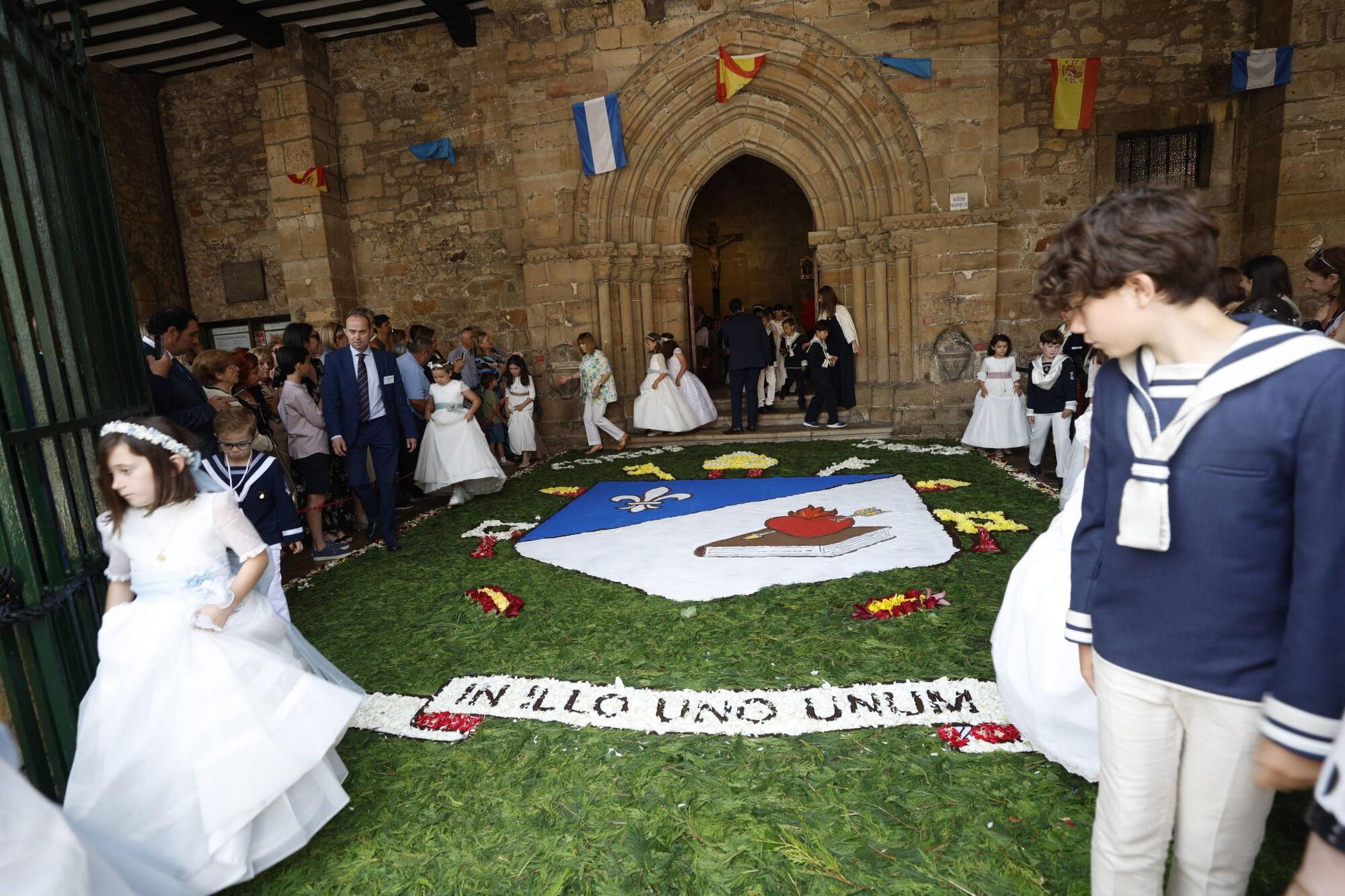 En imágenes: Así fue la celebración del Corpus Christi en Avilés