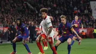 De Jong se pierde sin brújula