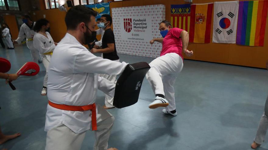 Presentación del Club Deportivo LGTBI+ Samarucs Taekwondo