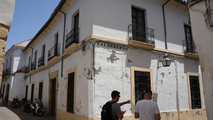 ¿Sabías que unos trabajadores extranjeros dieron nombre a una calle del centro de Córdoba?