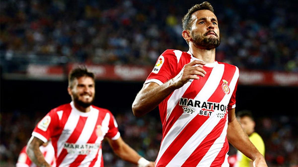 Stuani silenció el Camp Nou... ¡con un golazo por la escuadra!