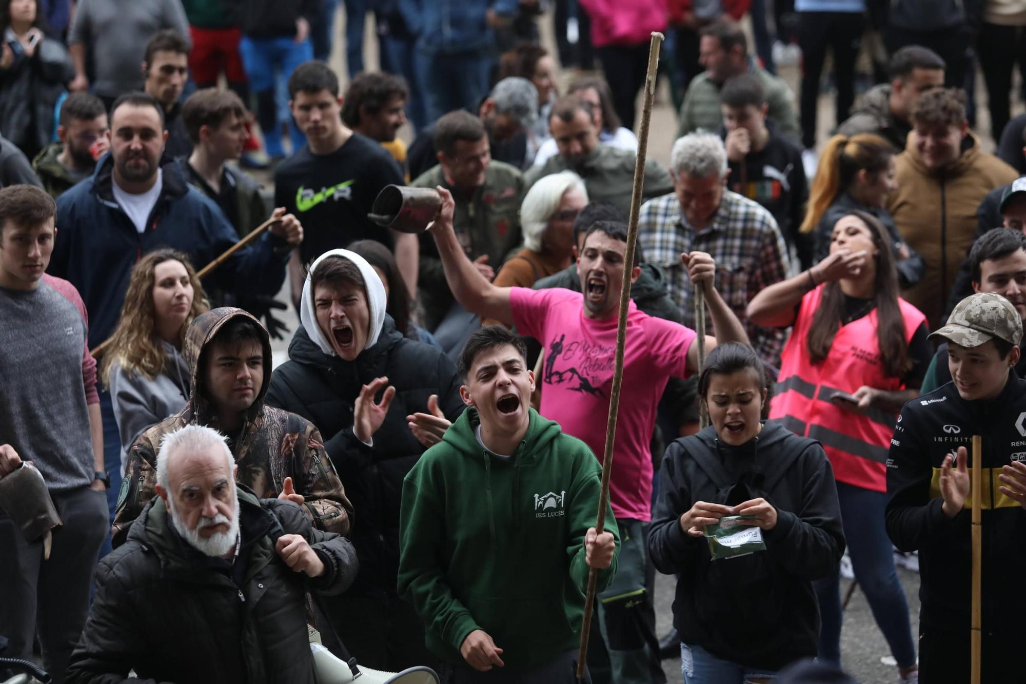 Protestas de los ganaderos y agricultores en Oviedo