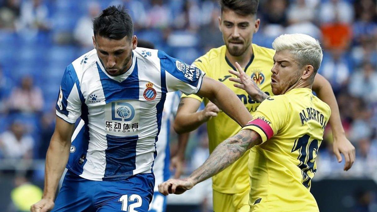 Calleri, en acción frente al Villarreal.