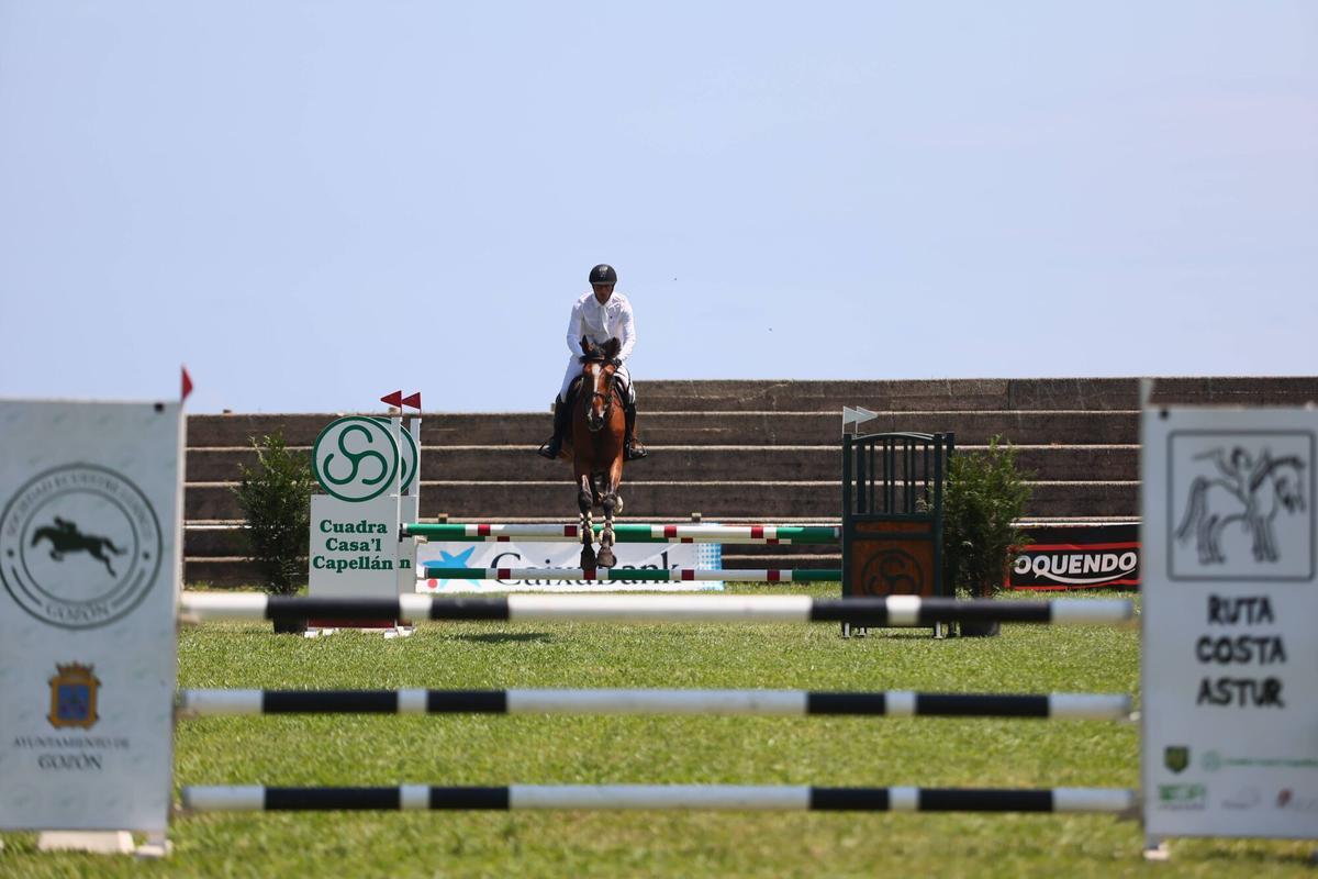 En imágenes: La primera jornada del Concurso Hípico de Luanco