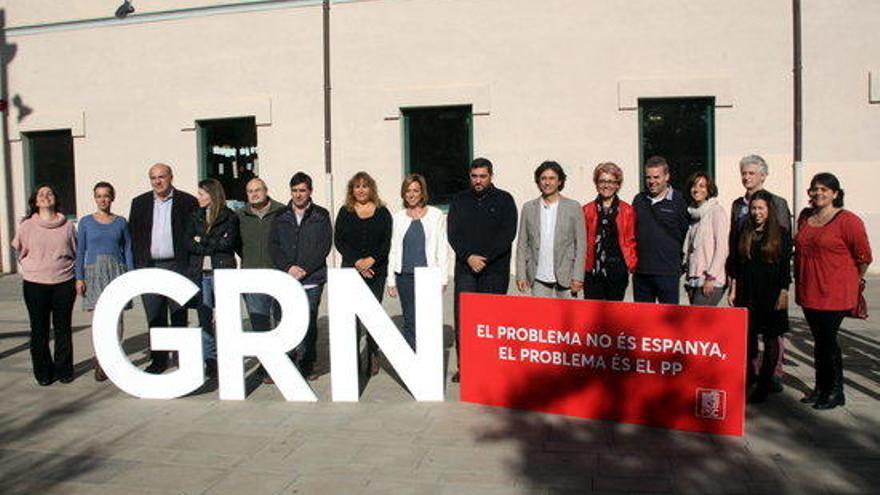 Chacón amb els candidats gironins del PSC.