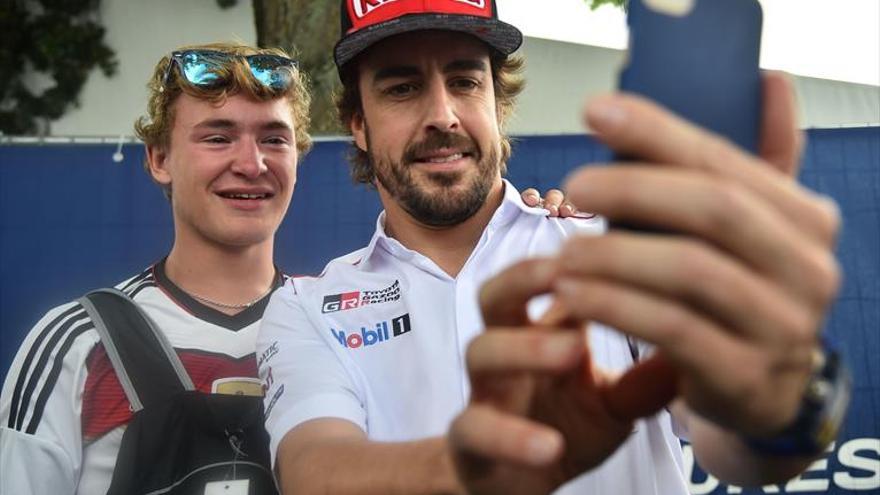 Fernando Alonso irá a por el título con Toyota