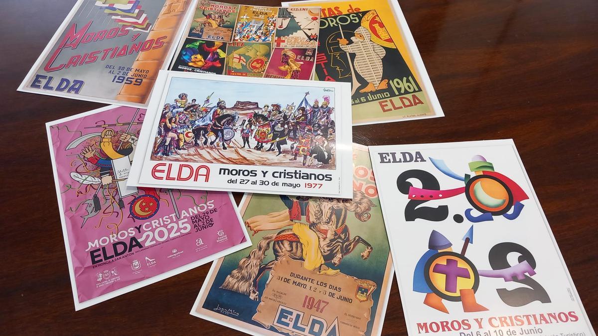 Varios de los carteles de los Moros y Cristianos de Elda.