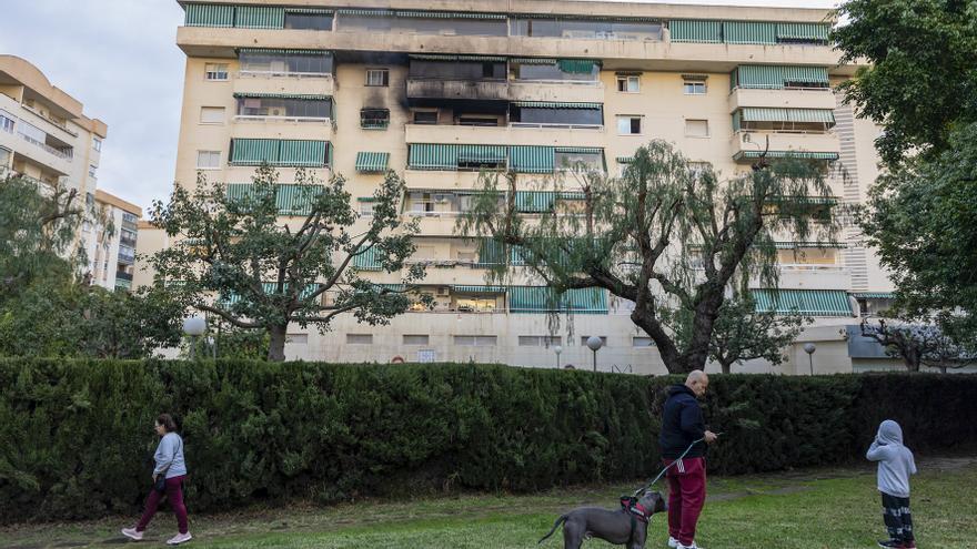 El incendio en un piso de Fuengirola provoca la muerte de dos personas