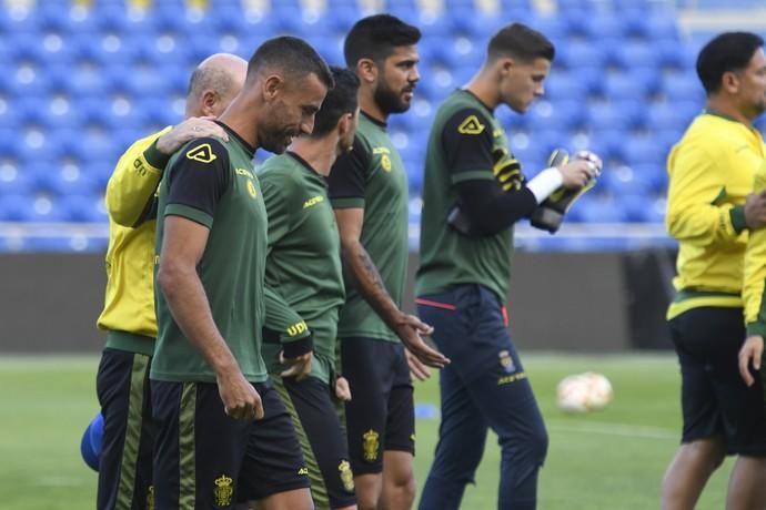 DEPORTES 05-03-19  LAS PALMAS DE GRAN CANARIA.  Primer entrenamiento de Pepe Mel. FOTOS: JUAN CASTRO