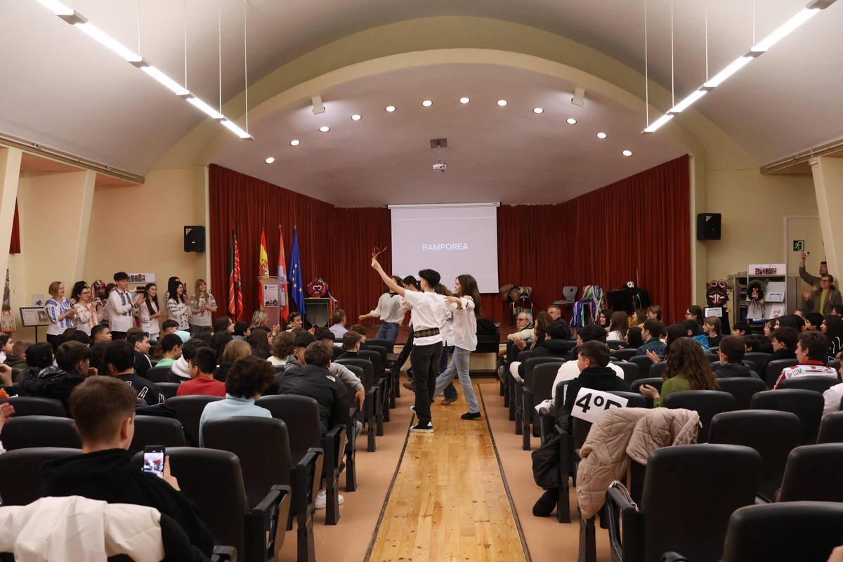 Proyecto "Las Mascaradas" en eI IES Universidad Laboral