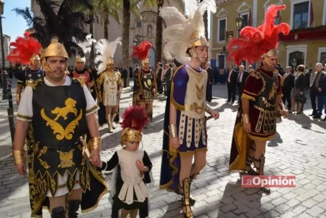 Procesión de los Estandartes y pregón Semana Santa de Cieza 2015