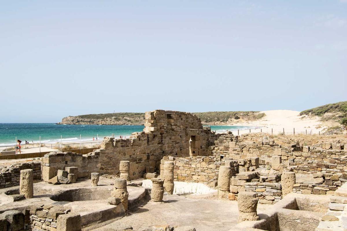 Duna de Bolonia y ruinas de Baelo Claudia, Cádiz