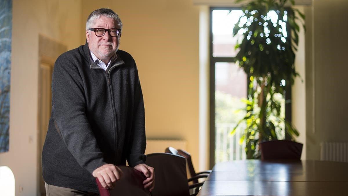 Antonio Balmón, alcalde de Cornellà de Llobregat, durante la entrevista con EL PERIÓDICO.