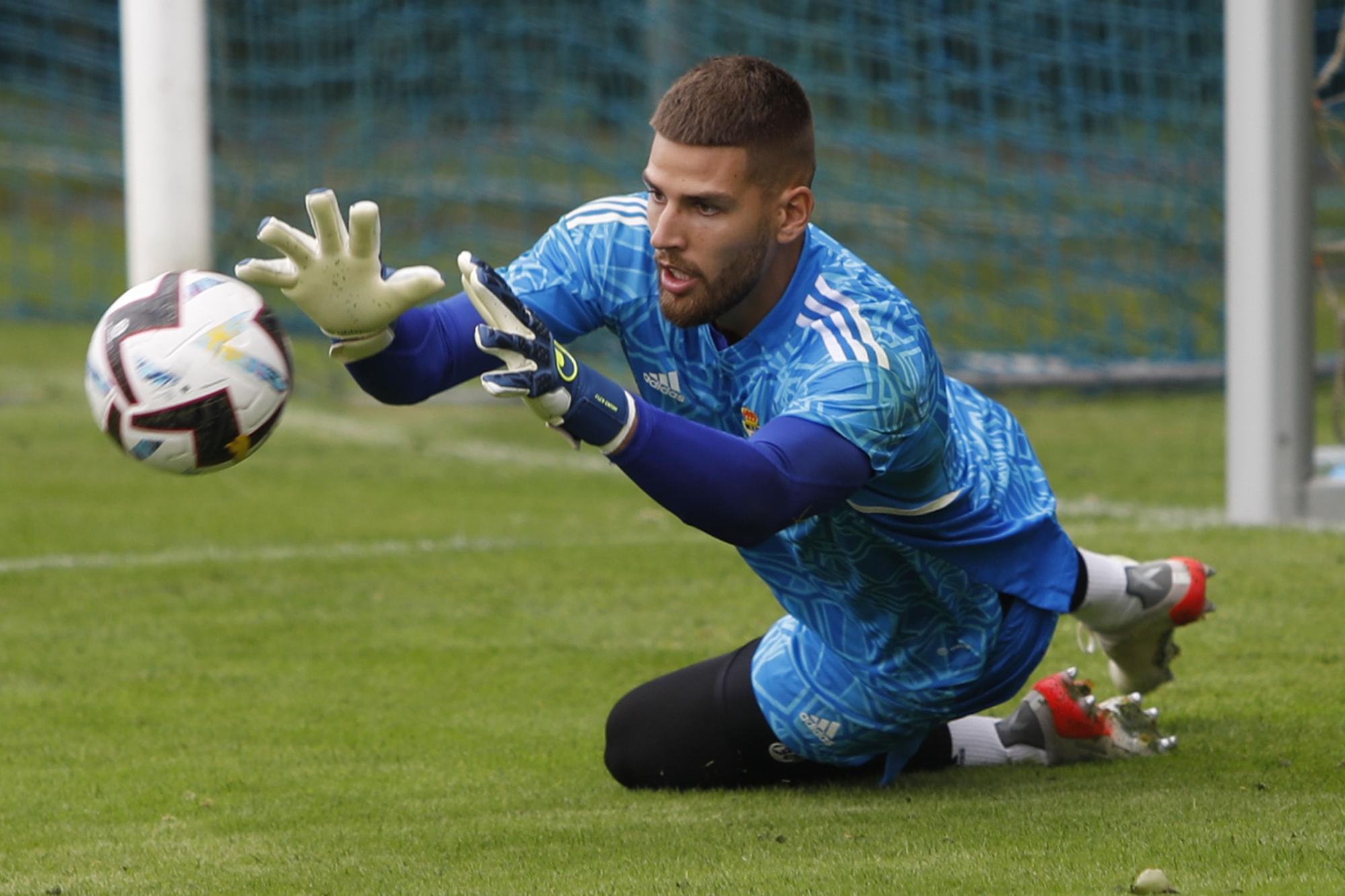 EN IMÁGENES: el primer entrenamiento del Oviedo