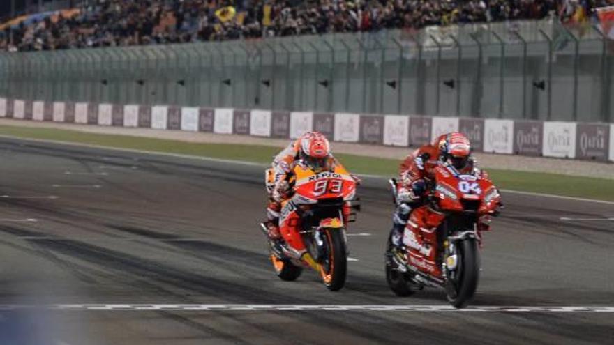 Línea de meta donde Dovizioso supera a Márquez por 23 milésimas.