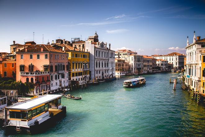 Para llegar a Torcello solo tendrás que coger la línea LN de los vaporettos de Venecia.