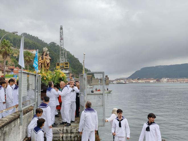 Así fue la multitudinaria procesión del Carmen en San Esteban, en Muros de Nalón
