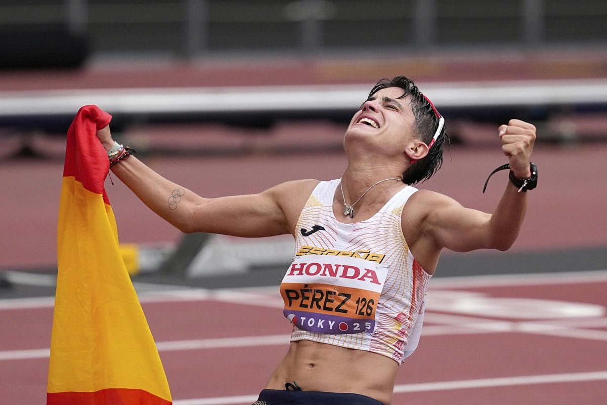 María Pérez, en pleno éxtasis tras su victoria. María Pérez, en pleno éxtasis tras su victoria.