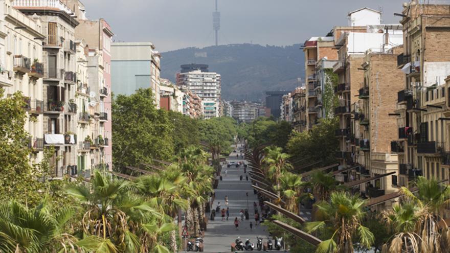 Así son los jardines aéreos de la rambla de Sants.
