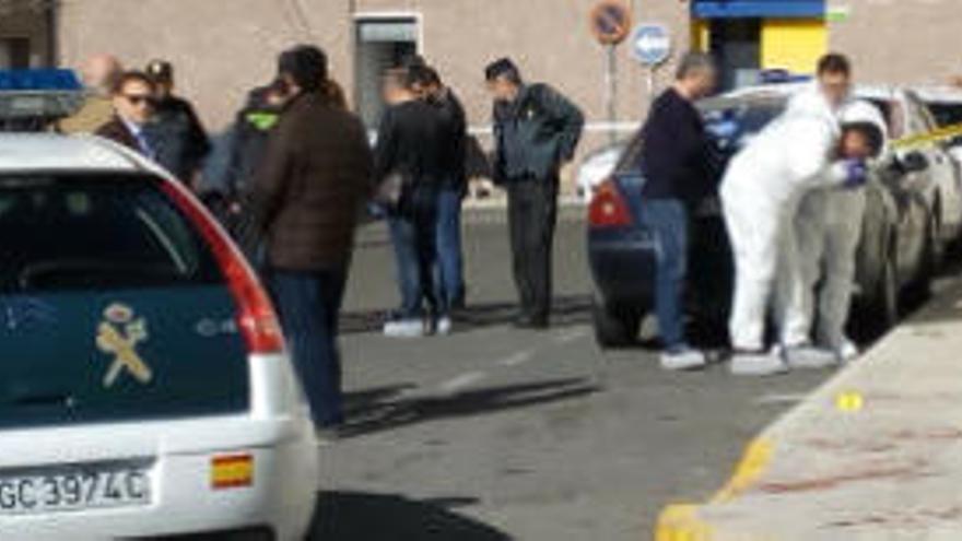 Un hombre muere degollado en plena calle en Alicante