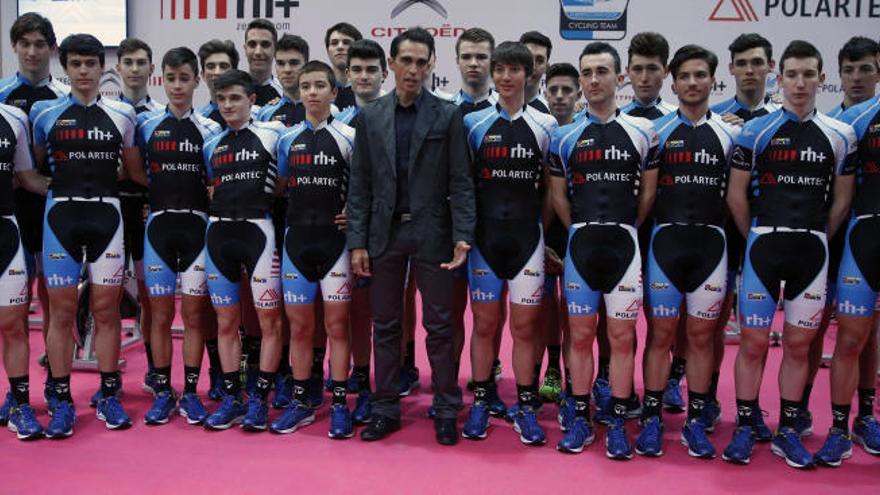 Contador, en la presentación de los equipos ciclistas junior y sub&#039;23