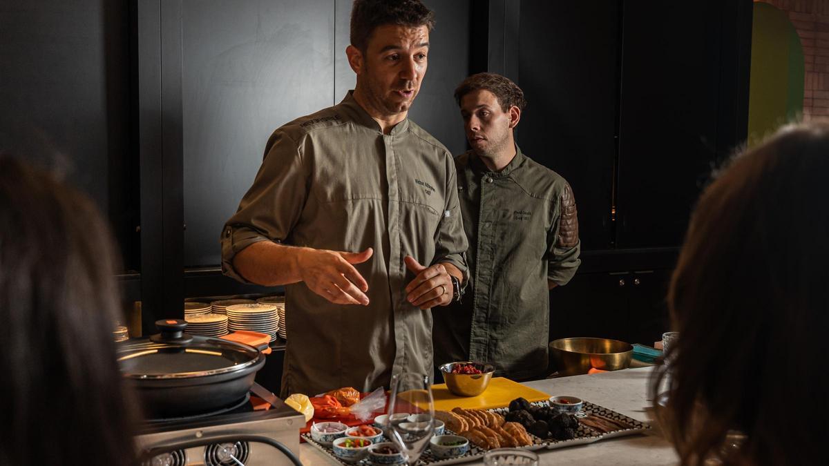 Víctor Alfageme, en La Mesa del Chef del restaurante Reversible.