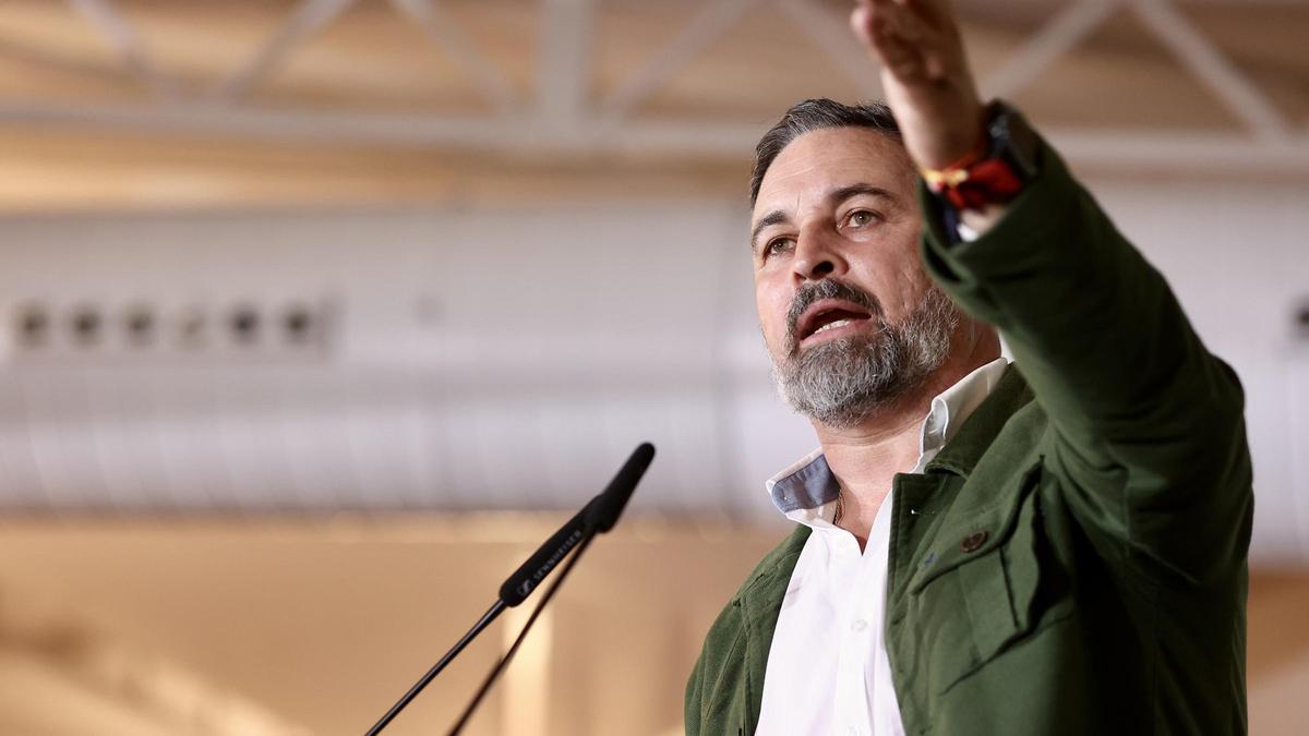 Vox aprovecha el clima de corrupción para acentuar su estrategia contra el bipartidismo