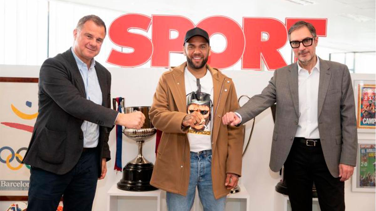 Así fue la visita de Dani Alves a la redacción de Diario SPORT