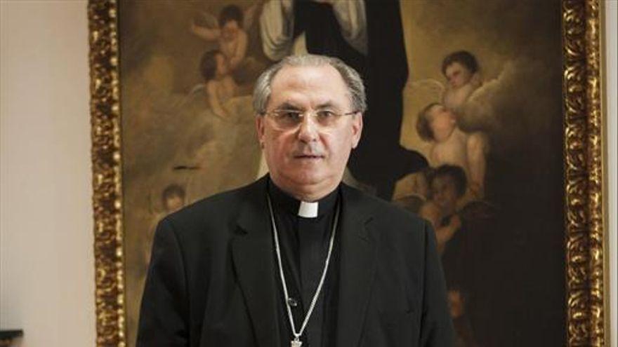 Monseñor Celso Morga.