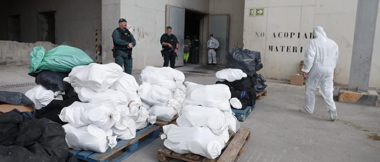 1.300 kilos de cocaína intervenidos en la operación Jaque Mate, reducidos a ceniza en la incineradora de Son Reus, en Mallorca