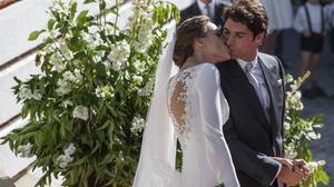 El casament d’Eva González i Cayetano Rivera ha causat sensació a Mairena del Alcor (Sevilla).