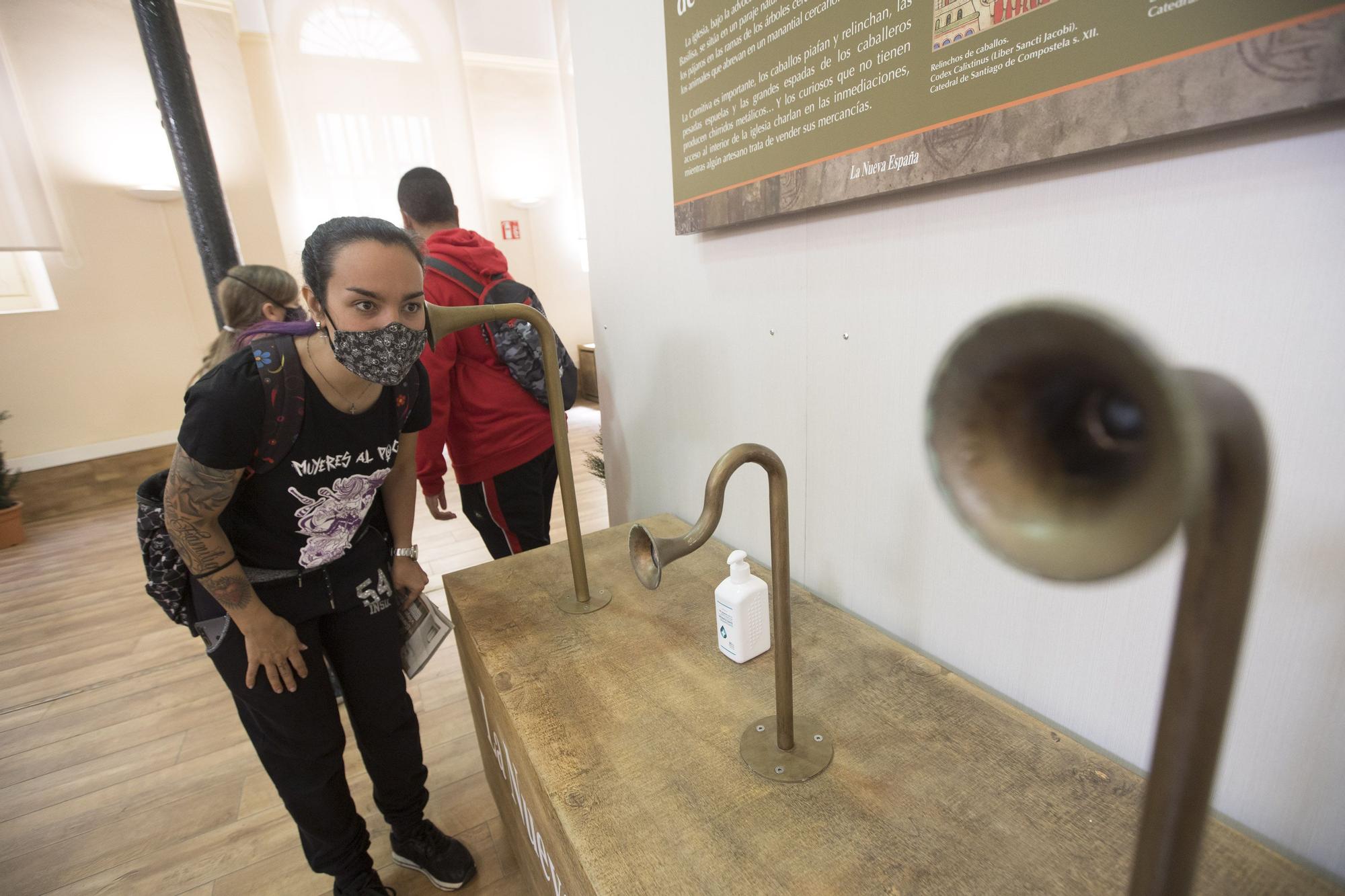 Trascorrales abre una ventana al pasado: inauguración de la muestra "Santullano, viaje al siglo IX"