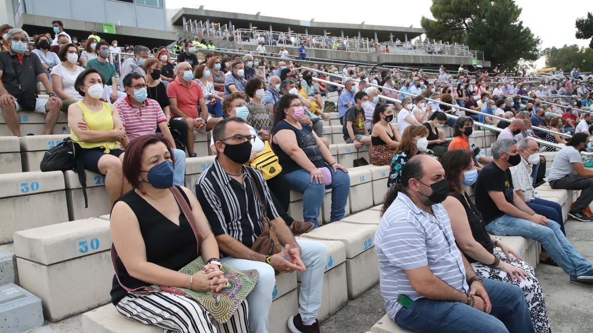 Julio Anguita homenajeado por el PCE en Córdoba