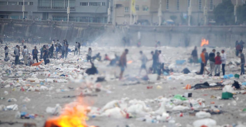 Así estaban las playas de A Coruña a la mañana sig