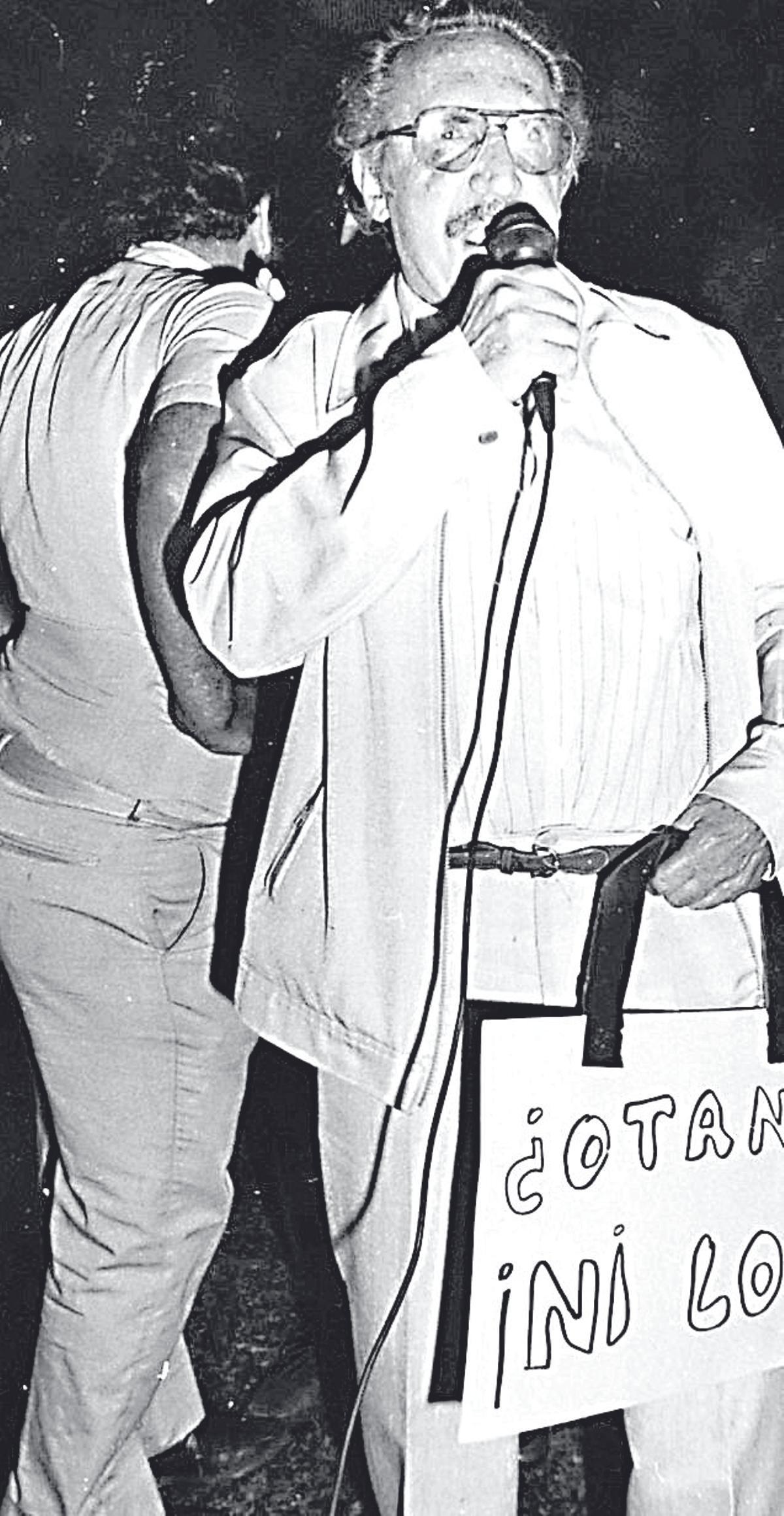 El poeta y político Pedro Lezcano.