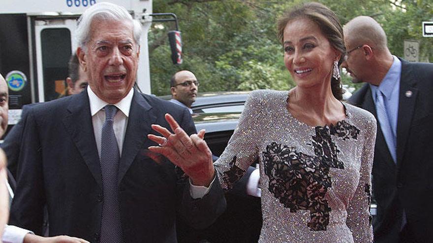 Mario Vargas Llosa e Isabel Preysler.