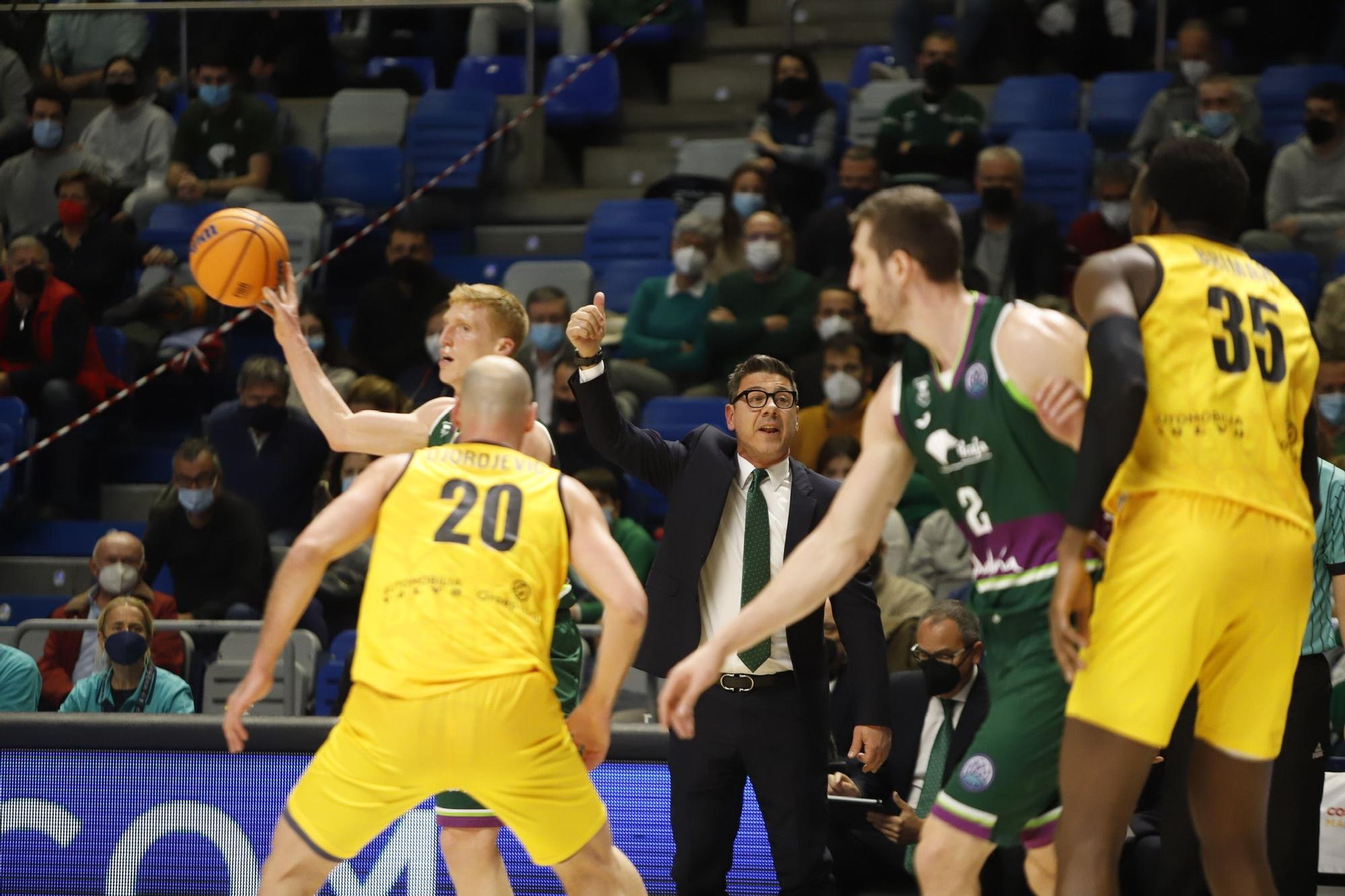 Las imágenes del Unicaja - Filou Oostende de la BCL