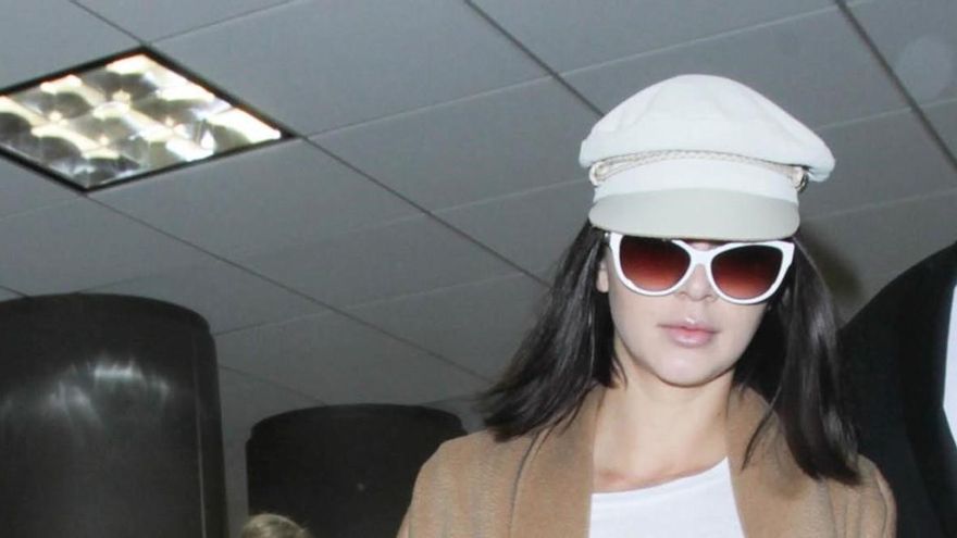 Kendall Jenner reconoce que el cambio de sexo de su padre le afectó