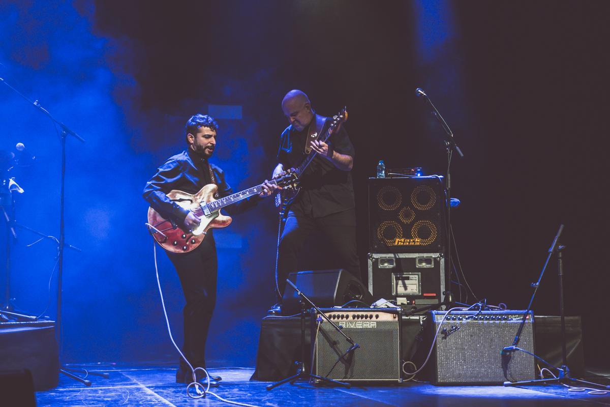 El concert de Rambalaya ahir a l'Auditori Espai Ter de Torroella de Montgrí.