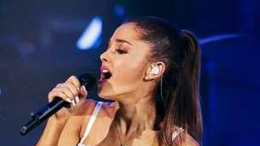 Ariana Grande cancela su último concierto del año por problemas de salud