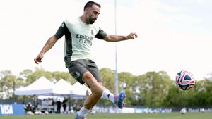 Carvajal ya se ejercita con balón en Estados Unidos